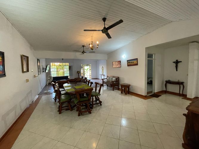 Casa de 4 alcobas en venta en Las Palmas, Ricaurte, 240 m² · foto 5 de 16
