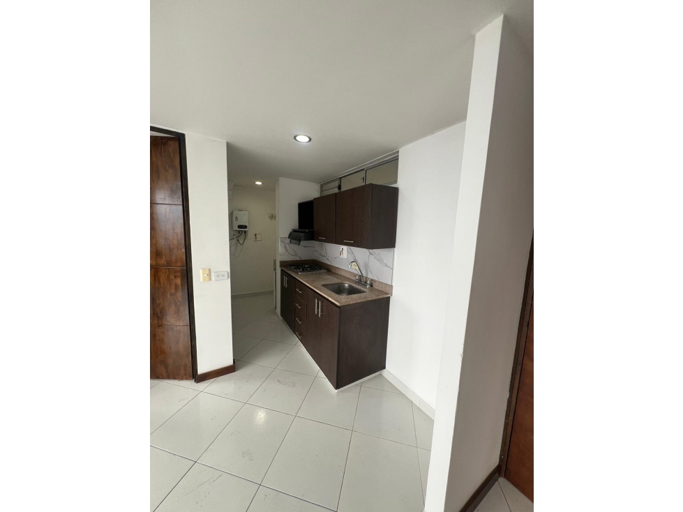 Apartamento en venta en Loma Del Indio, Medellín · foto 6 de 20