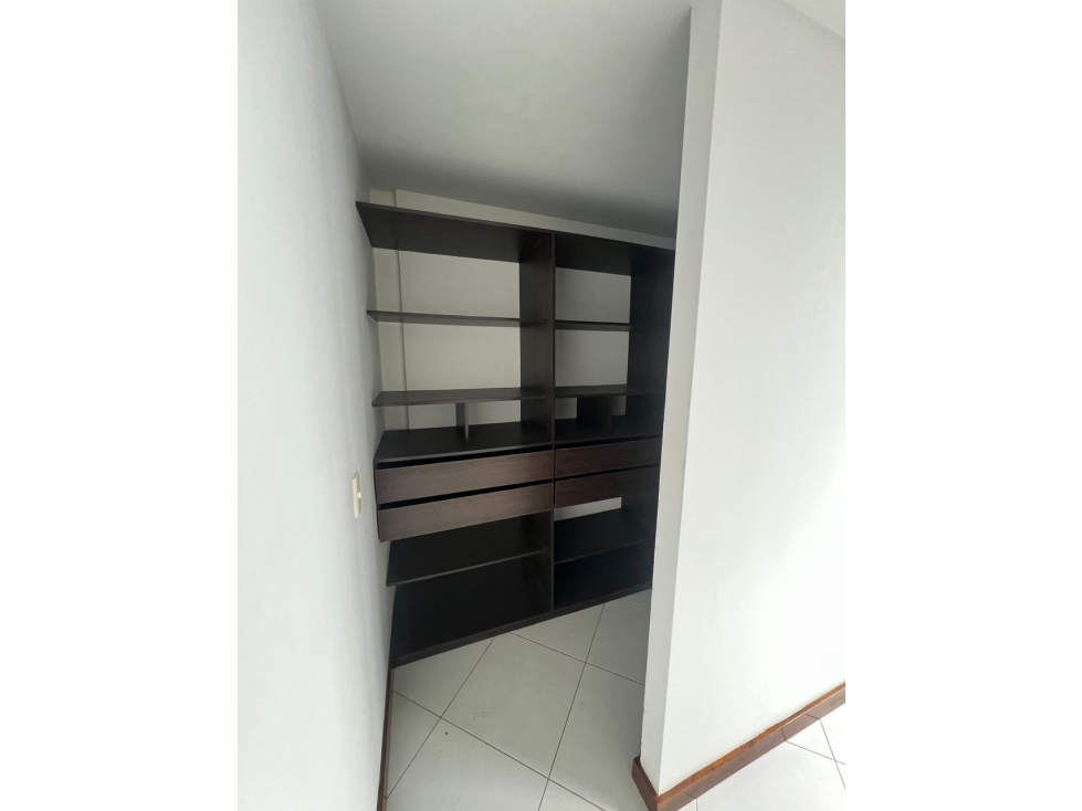 Apartamento en venta en Loma Del Indio, Medellín · foto 12 de 20