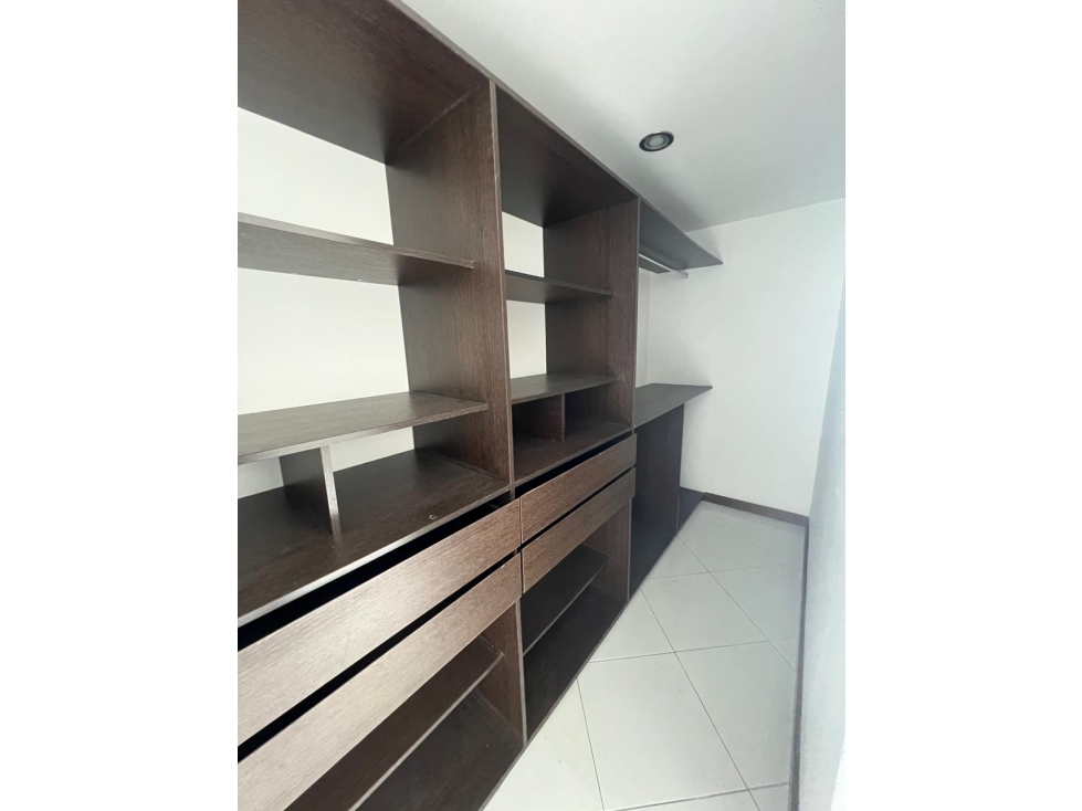 Apartamento en venta en Loma Del Indio, Medellín · foto 15 de 20