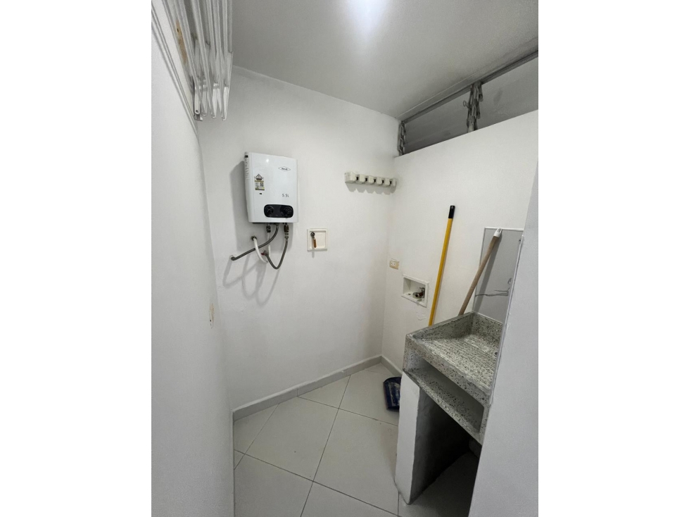 Apartamento en venta en Loma Del Indio, Medellín · foto 20 de 20