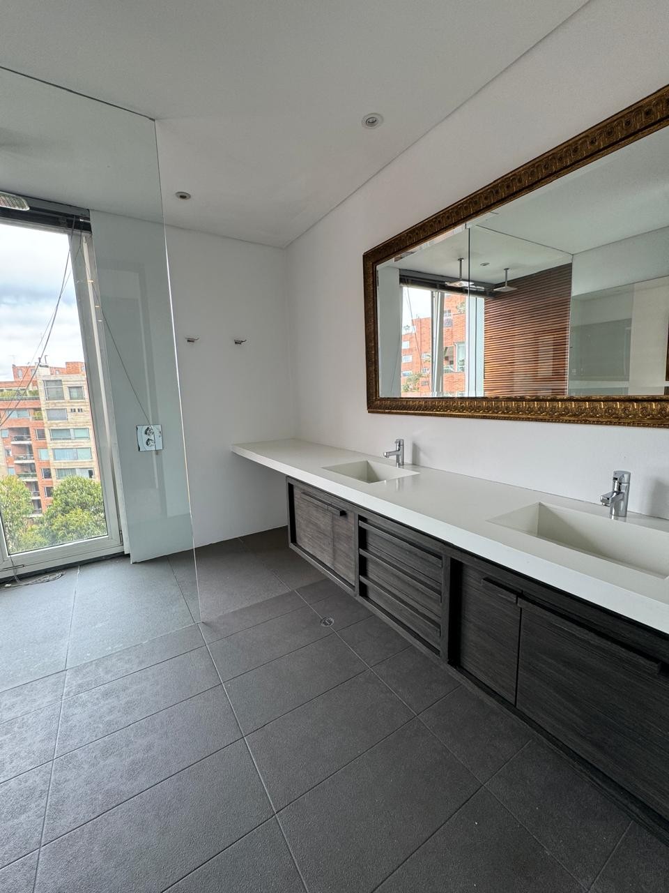 Apartamento en Arriendo en Los Rosales, Bogotá