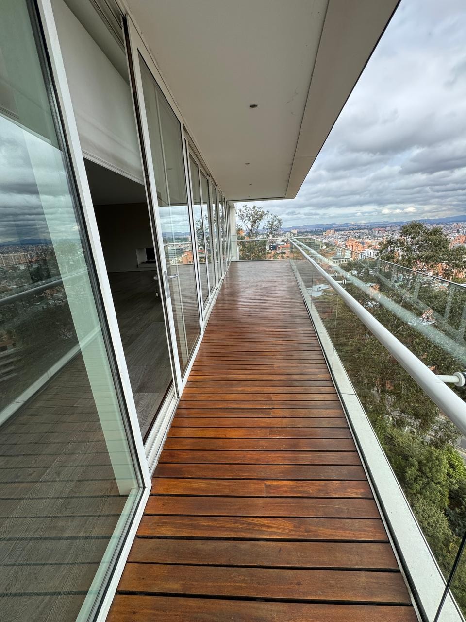 Apartamento en Arriendo en Los Rosales, Bogotá