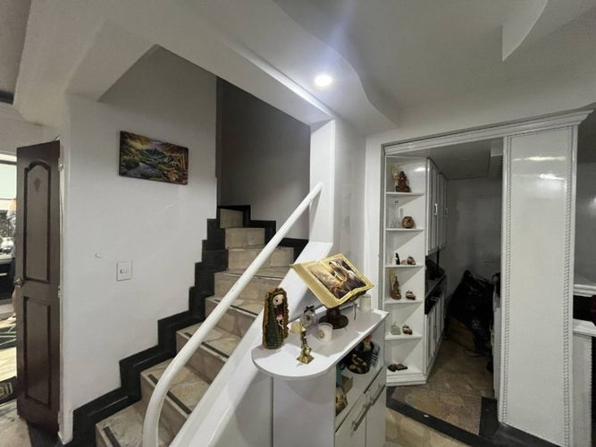Casa en venta en Las Americas, Bogotá · foto 8 de 24