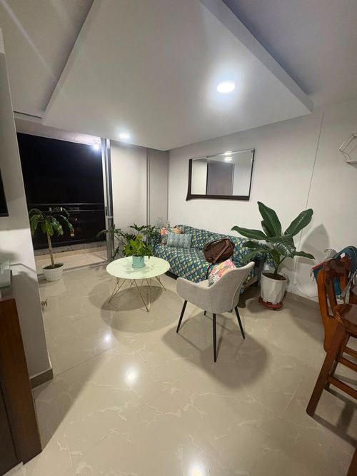 Apartamento de 2 alcobas en venta en Arroyohondo, Yumbo, 56 m² · foto 6 de 12