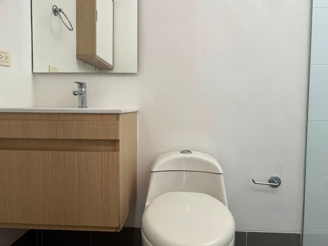 Apartamento de 3 alcobas en arriendo en Camino Verde, Envigado, 190 m² · foto 17 de 18