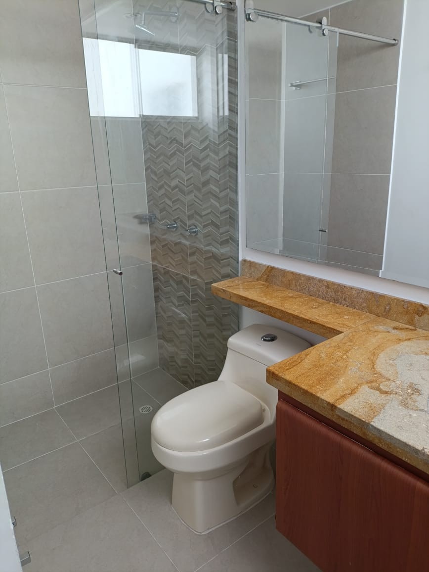 Casa en venta en Alameda, Bogotá · foto 17 de 24