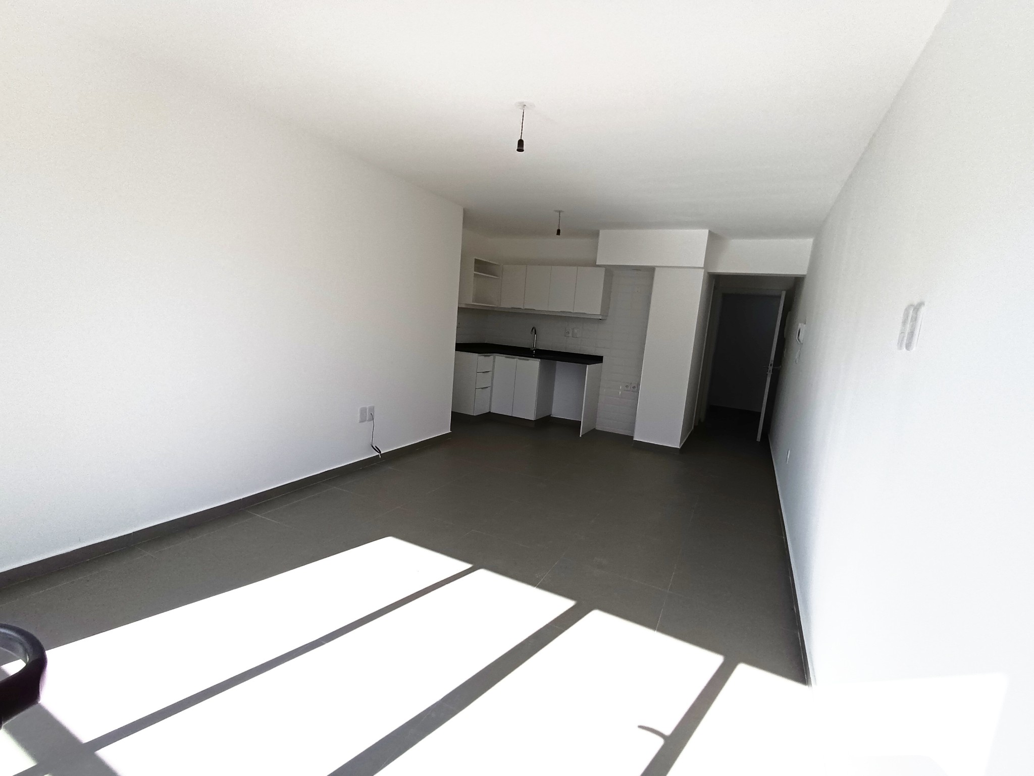 Excelente ubicación en área verde y de playa de Malvin. Próximo al Club Malvín y zona comercial · Foto 3