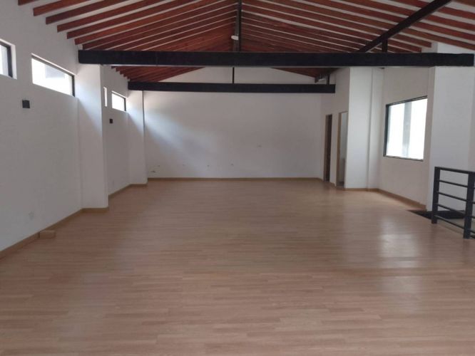 Oficina en arriendo en Patio Bonito, Medellín, 90 m² · foto 3 de 12