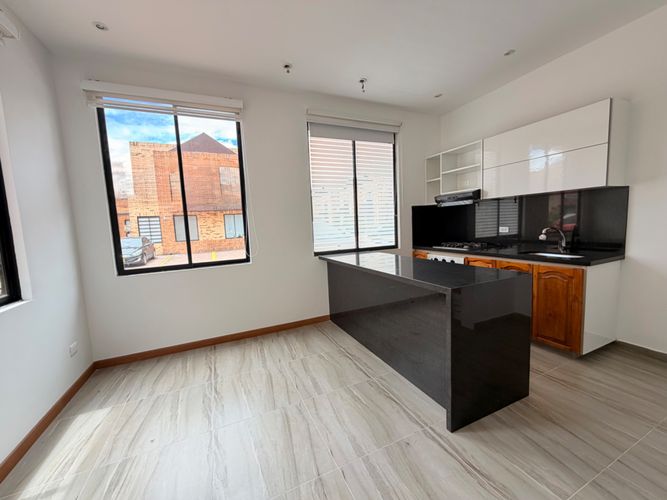 Casa en venta en Tiquiza, Chía · foto 3 de 24