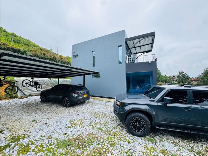 Casa de 4 alcobas en venta en San Antonio, Guarne · foto 4 de 24
