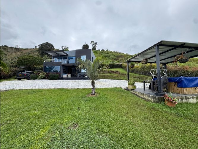 Casa de 4 alcobas en venta en San Antonio, Guarne · foto 8 de 24