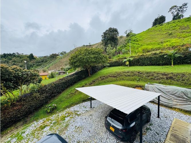 Casa de 4 alcobas en venta en San Antonio, Guarne · foto 9 de 24