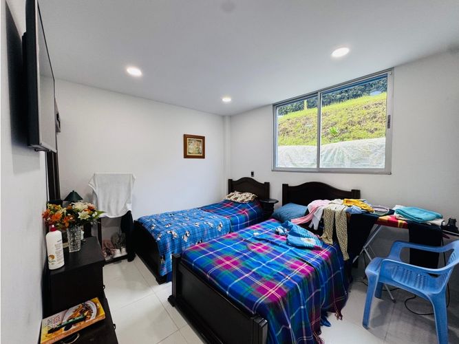 Casa de 4 alcobas en venta en San Antonio, Guarne · foto 16 de 24