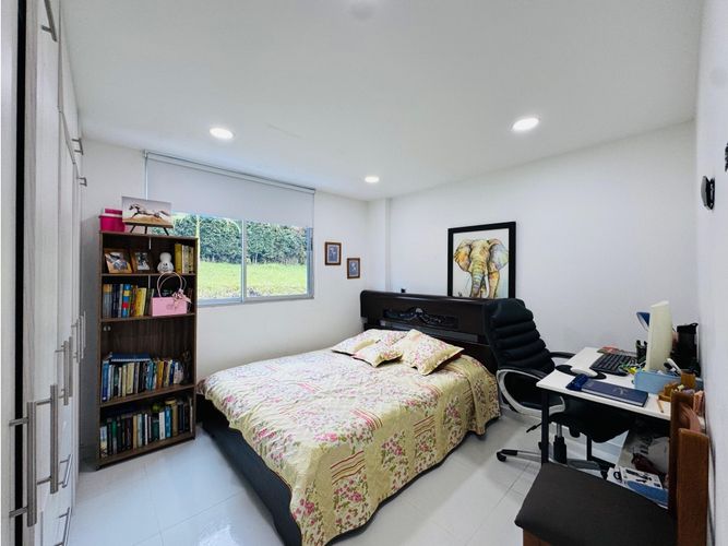 Casa de 4 alcobas en venta en San Antonio, Guarne · foto 18 de 24