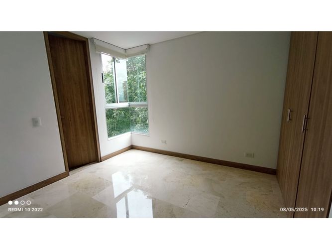 Apartamento de 3 alcobas en venta en Vía Las Palmas, Medellín, 136 m² · foto 8 de 17