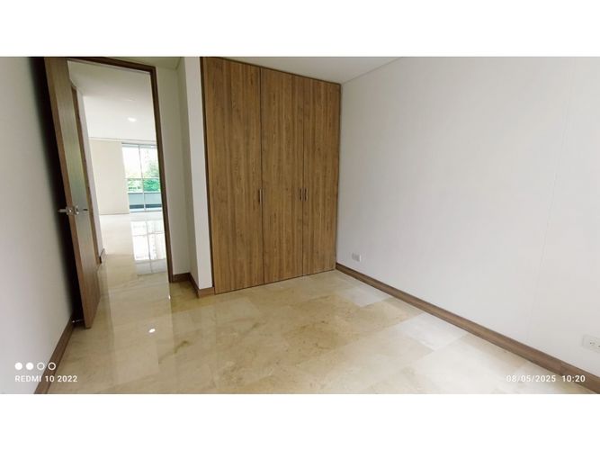 Apartamento de 3 alcobas en venta en Vía Las Palmas, Medellín, 136 m² · foto 9 de 17