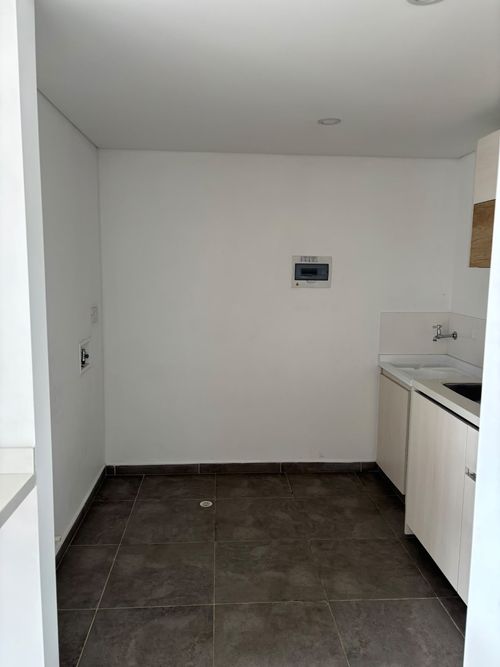 Apartaestudio en venta en Los Cedros, Bogotá, 43 m² · foto 5 de 8