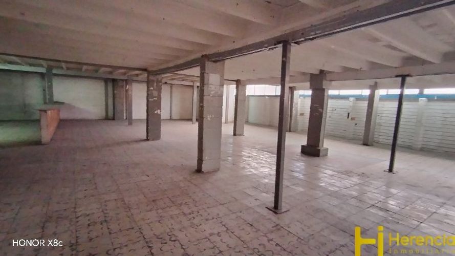 Bodega en arriendo en Perpetuo Socorro, Medellín, 440 m² · foto 6 de 12