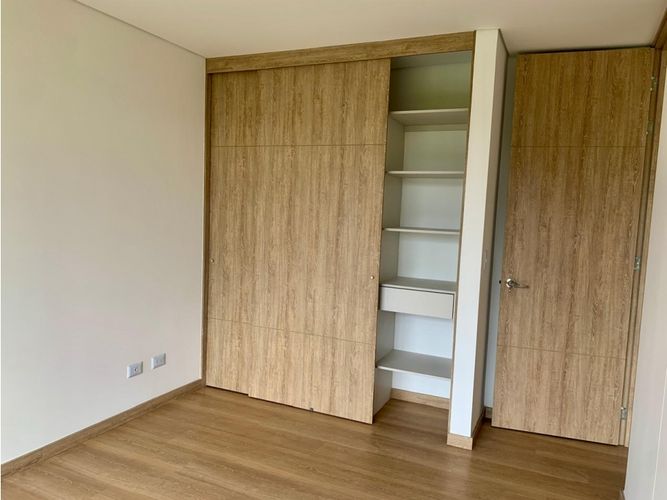 Apartamento de 2 alcobas en venta en San Jose De La Cima No.2, El Retiro, 76 m² · foto 12 de 22