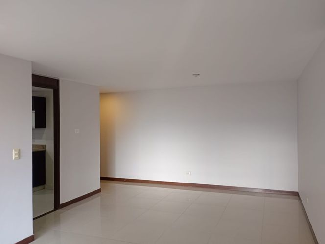 Apartamento de 3 alcobas en arriendo en El Poblado, Medellín, 110 m² · foto 5 de 14