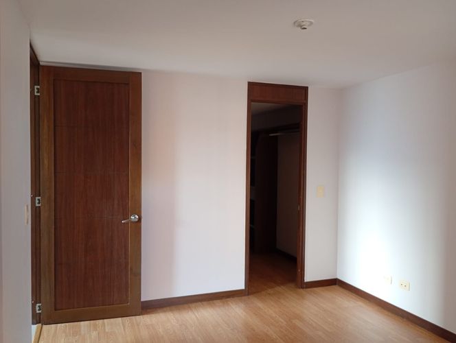 Apartamento de 3 alcobas en arriendo en El Poblado, Medellín, 110 m² · foto 10 de 14