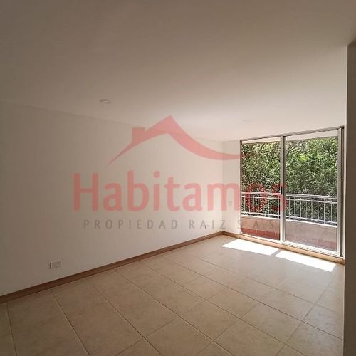 Apartamento de 2 alcobas en arriendo en Castropol, Medellín, 69 m² · foto 4 de 17