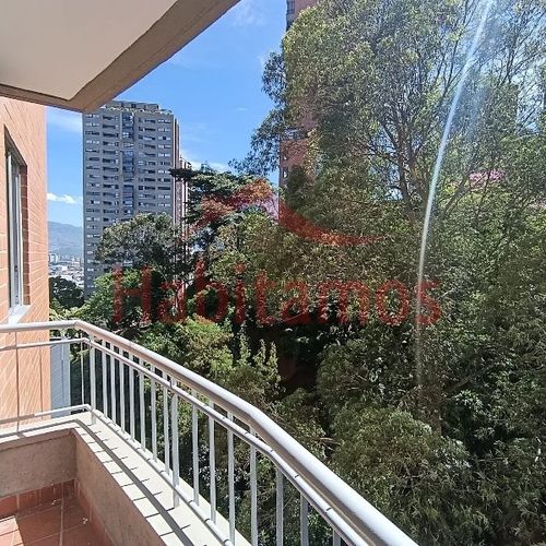 Apartamento de 2 alcobas en arriendo en Castropol, Medellín, 69 m² · foto 5 de 17