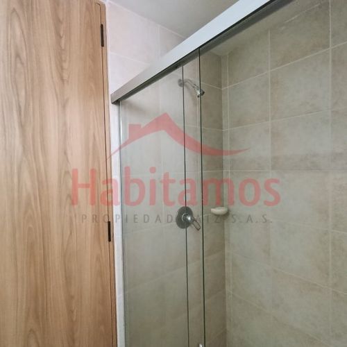 Apartamento de 2 alcobas en arriendo en Castropol, Medellín, 69 m² · foto 12 de 17