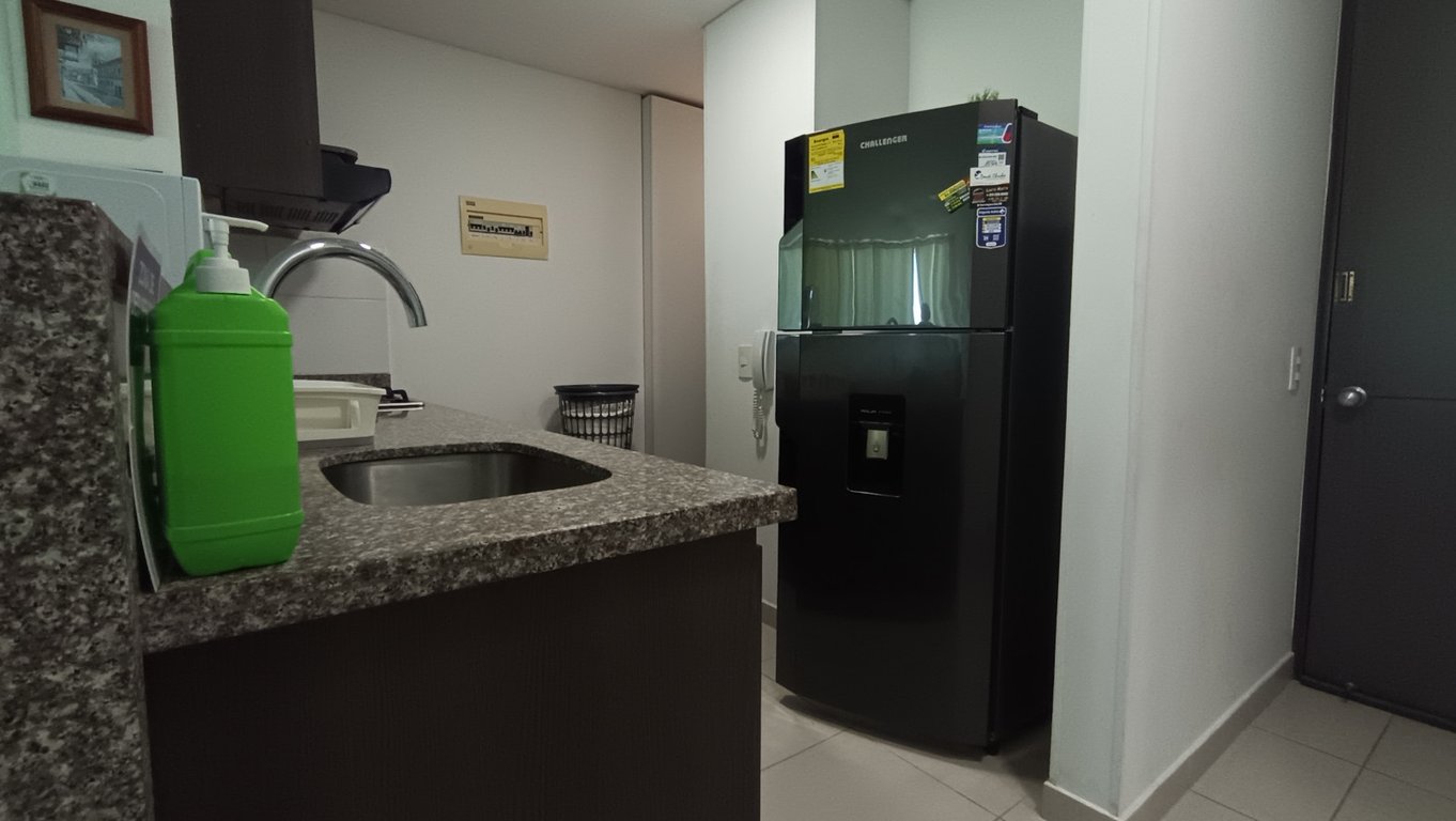 Apartamento en venta en Rodadero, Santa Marta · foto 3 de 12