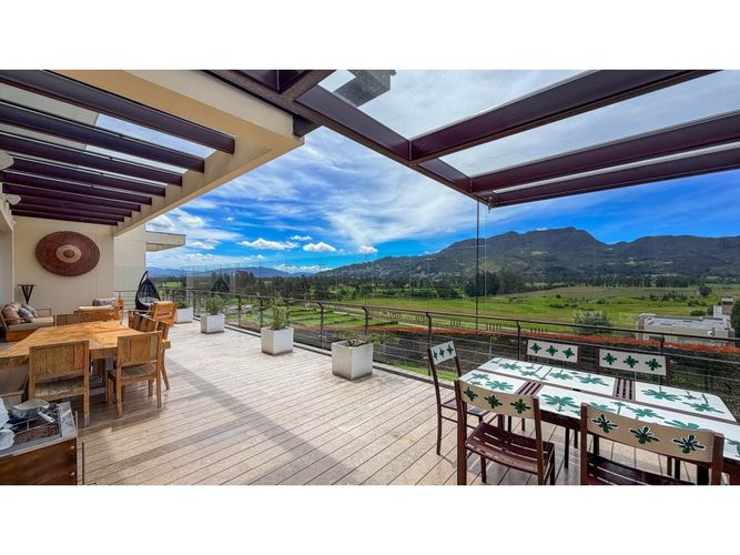 Casa de 4 alcobas en venta en Mercenario, Sopó, 506 m² · foto 3 de 24