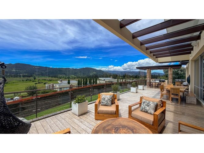 Casa de 4 alcobas en venta en Mercenario, Sopó, 506 m² · foto 5 de 24