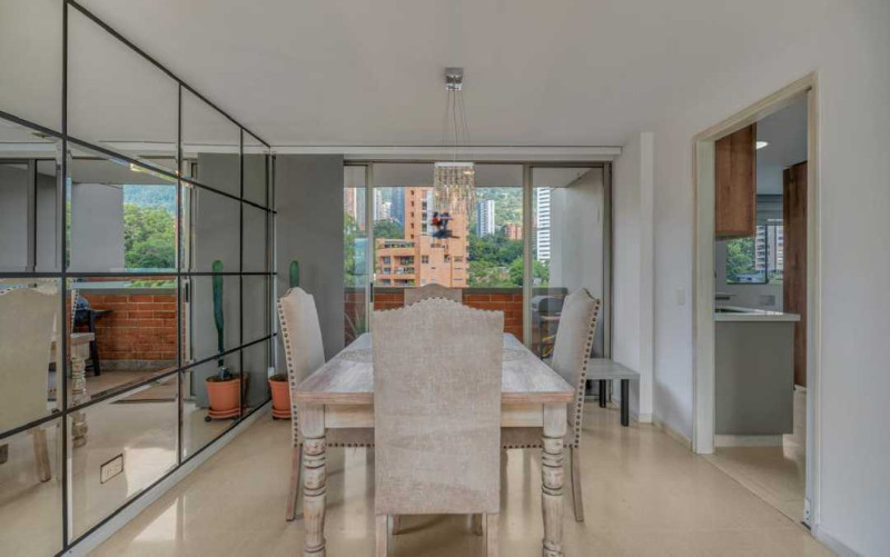 4BR Apartment in Suroriente (130 m²) - 4