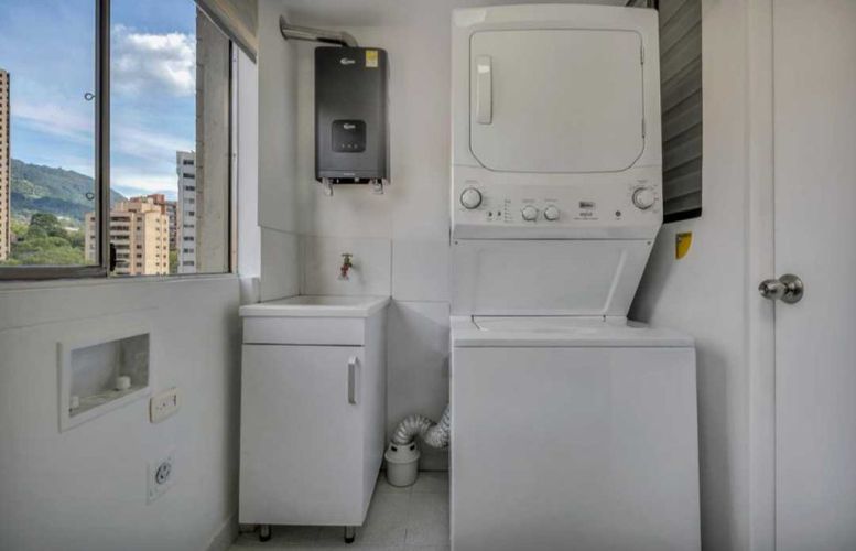 Apartamento de 4 alcobas en arriendo en Medellín, 130 m² · foto 7 de 13