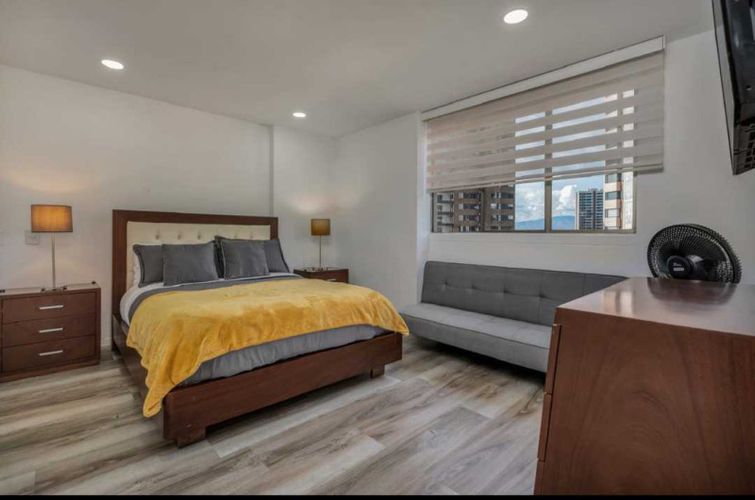 Apartamento de 4 alcobas en arriendo en Medellín, 130 m² · foto 10 de 13