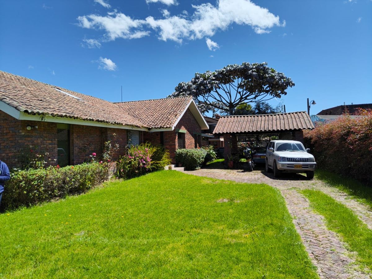 Casa en Arriendo en Vereda La Balsa, Chía
