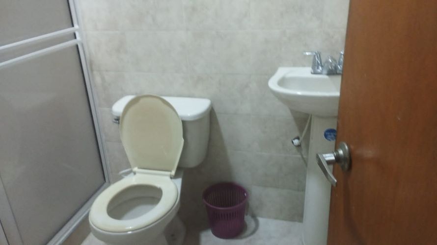 Casa de 5 alcobas en venta en Las Varas, Ricaurte, 590 m² · foto 19 de 24