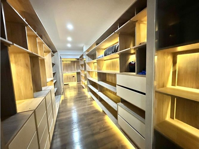 Casa de 3 alcobas en arriendo en Urbanización Las Cumbres, Medellín, 350 m² · foto 6 de 18