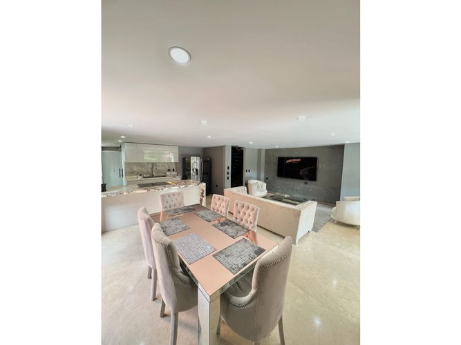 Casa de 3 alcobas en arriendo en Urbanización Las Cumbres, Medellín, 350 m² · foto 10 de 18