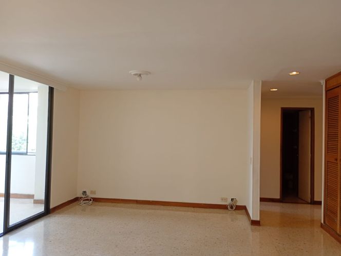 Apartamento de 3 alcobas en arriendo en El Poblado, Medellín, 150 m² · foto 8 de 19