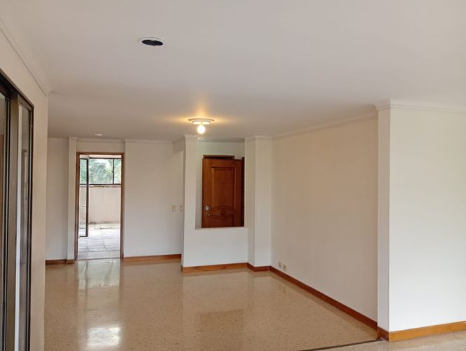 Apartamento de 3 alcobas en arriendo en El Poblado, Medellín, 150 m² · foto 9 de 19