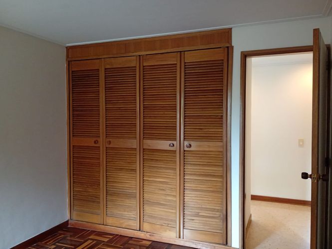 Apartamento de 3 alcobas en arriendo en El Poblado, Medellín, 150 m² · foto 10 de 19