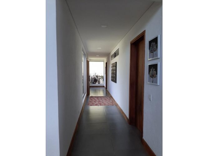 Casa de 4 alcobas en venta en Vía Las Palmas, Medellín · foto 9 de 13