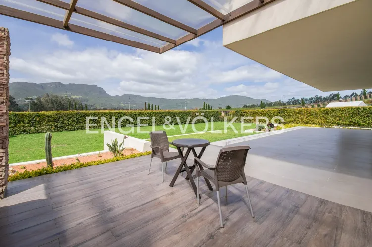 Casa de 4 alcobas en venta en La Violeta, Sopó, 467 m² · foto 16 de 19