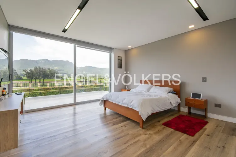 Casa de 4 alcobas en venta en La Violeta, Sopó, 467 m² · foto 11 de 19