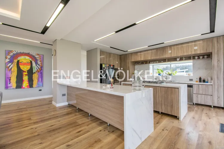 Casa de 4 alcobas en venta en La Violeta, Sopó, 467 m² · foto 6 de 19