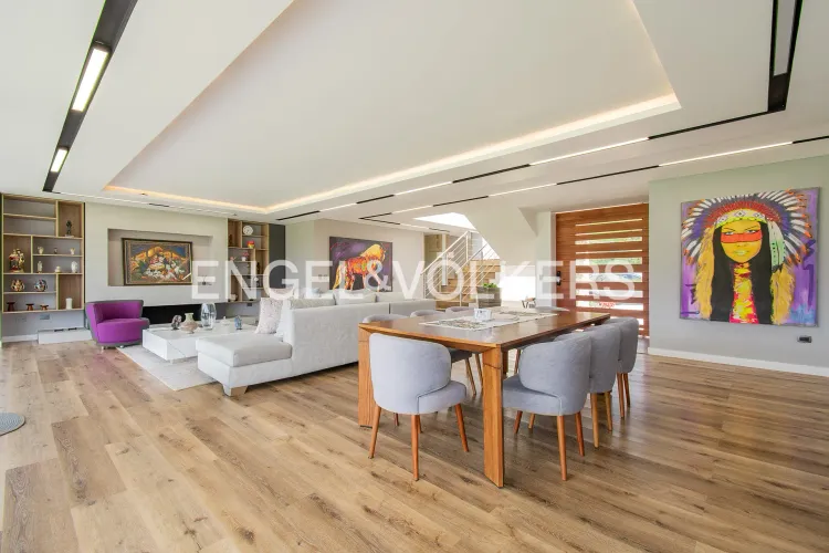 Casa de 4 alcobas en venta en La Violeta, Sopó, 467 m² · foto 4 de 19