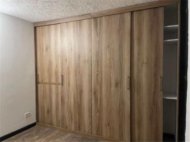 Apartamento de 3 alcobas en venta en Fac, Madrid, 55 m² · foto 5 de 18