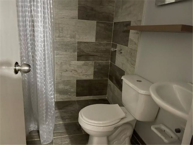 Apartamento de 3 alcobas en venta en Fac, Madrid, 55 m² · foto 7 de 18