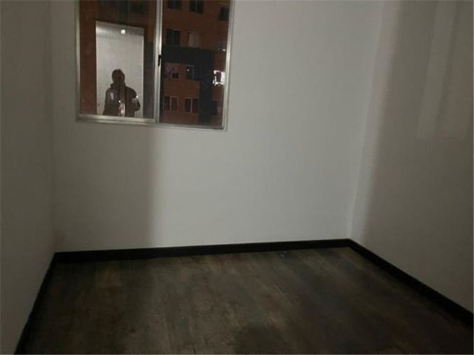 Apartamento de 3 alcobas en venta en Fac, Madrid, 55 m² · foto 8 de 18